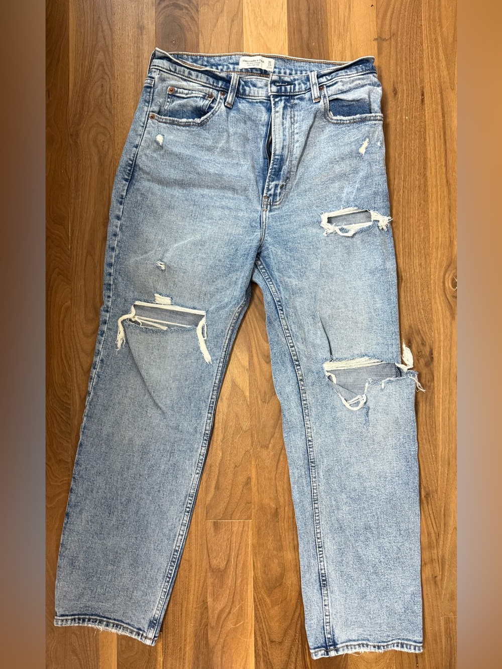 Abercrombie & Fitch Light Blue High-Rise Ankle Straight Jeans